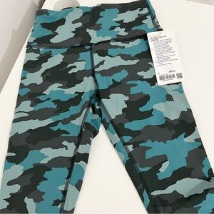 Lululemon - Wunder Train High Rise Leggings 25”